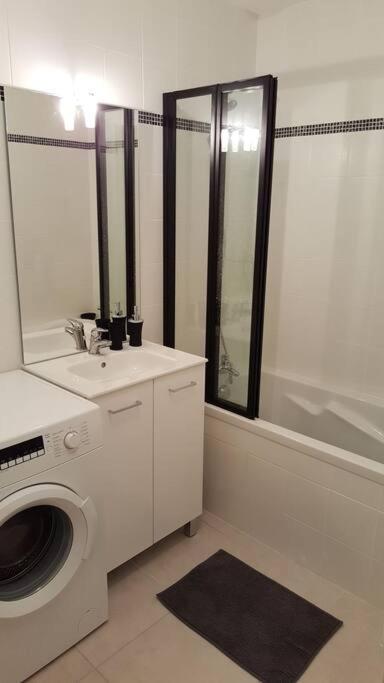 Apartment Kanoperoz-plage De Trestraou Perros-Guirec
